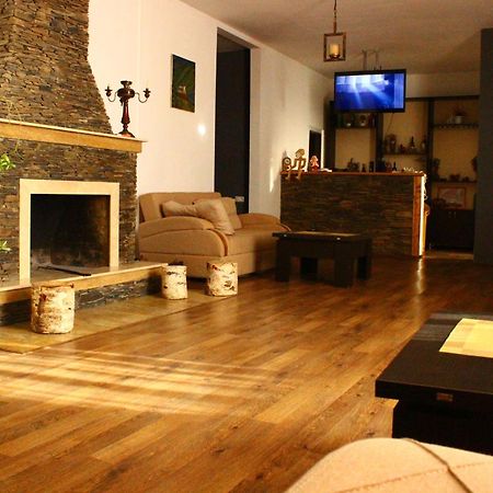 Hotel Starry Night Stepancminda Zewnętrze zdjęcie